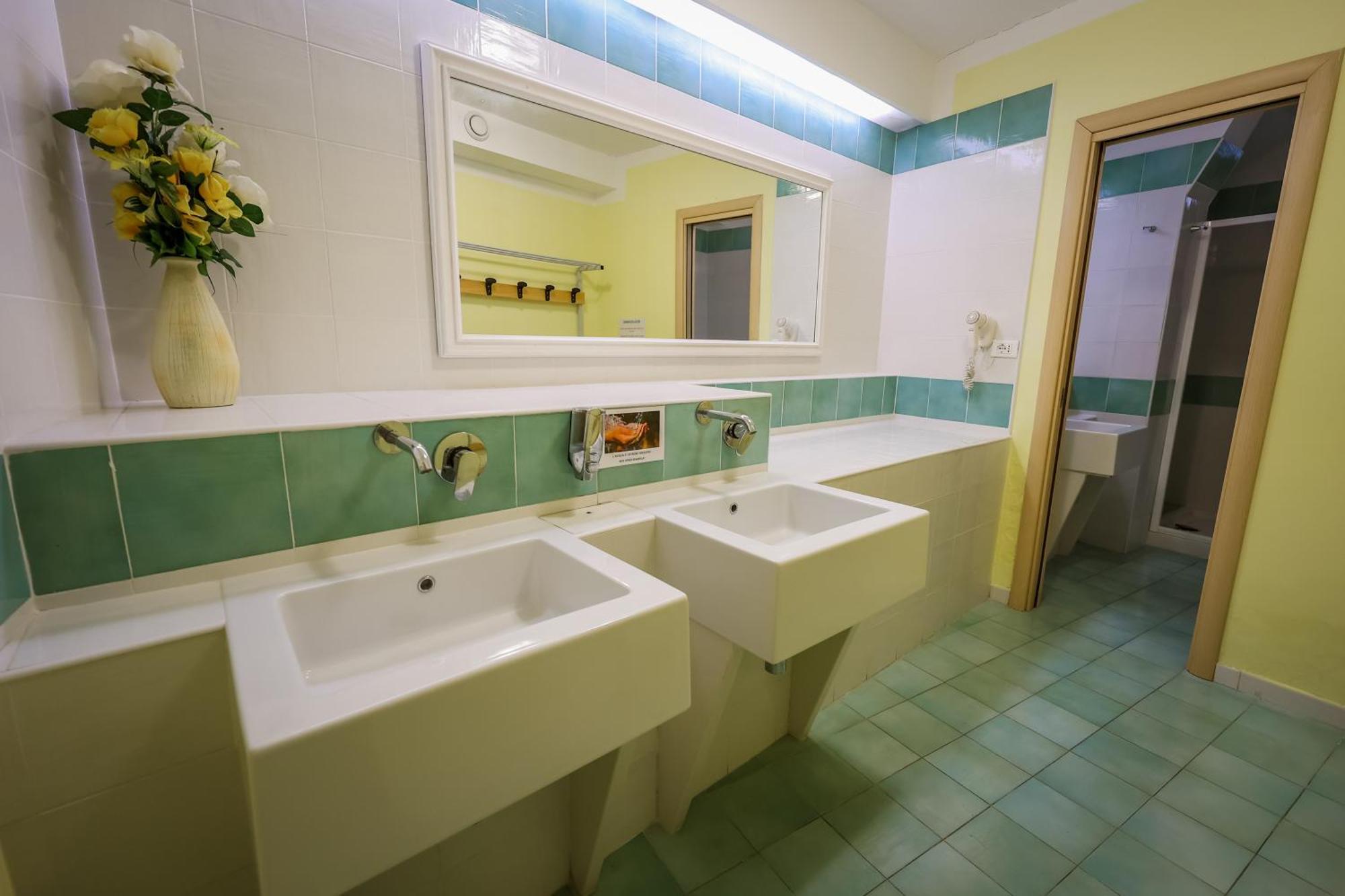Hotel Rivamare Ischia Ngoại thất bức ảnh