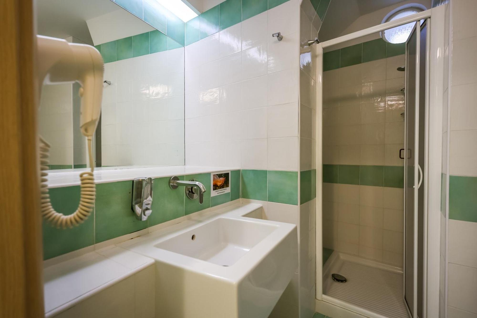 Hotel Rivamare Ischia Ngoại thất bức ảnh