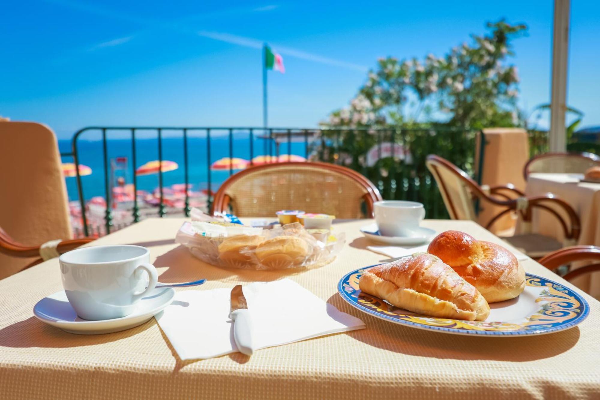 Hotel Rivamare Ischia Ngoại thất bức ảnh